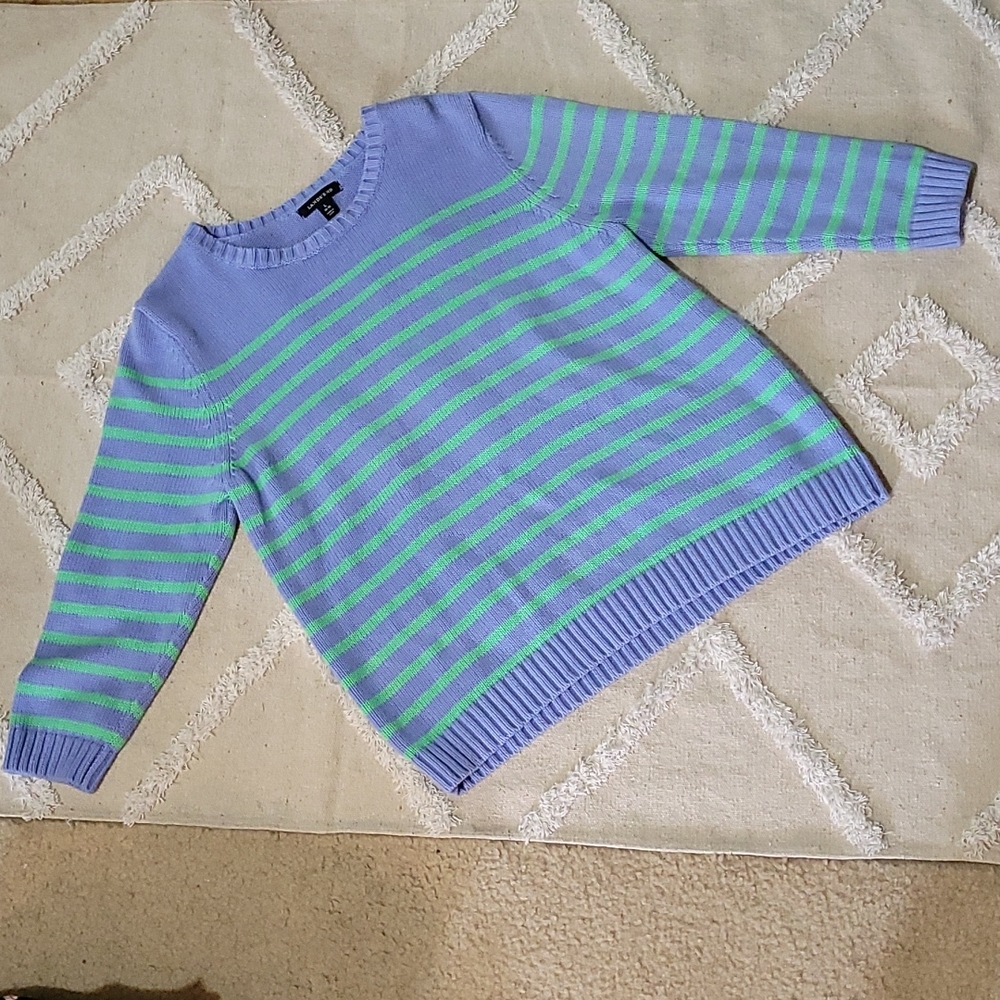 Knit sweater